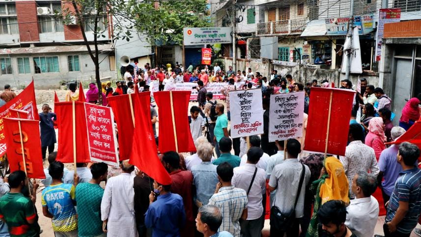 Minimum wage in RMG sector: Workers reject Tk 12,500, warn of tough demos