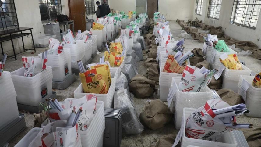 EC starts distributing election materials to polling centers