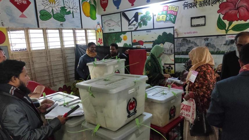 Voting ends, counting begins