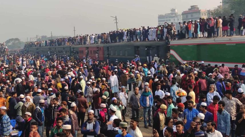 ijtema_train.jpg