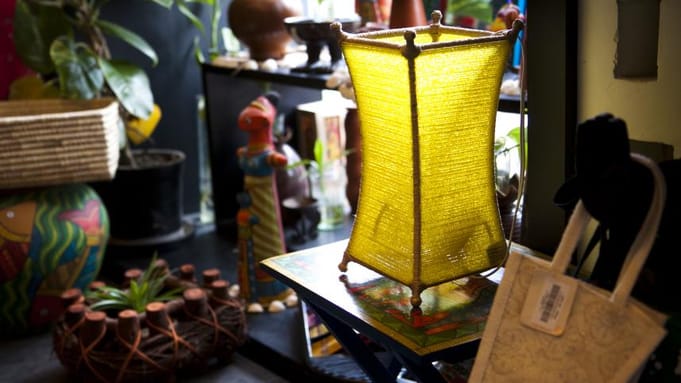 Your Ex’s Gift: Toss It or Treasure It?