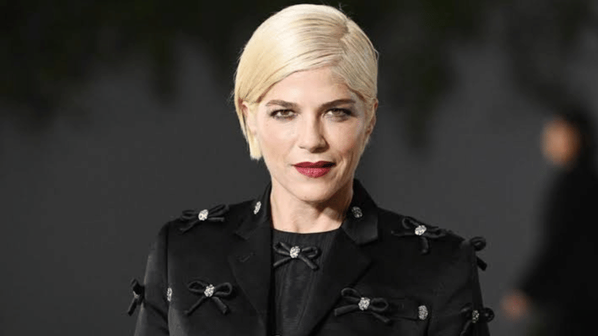 Selma Blair.png