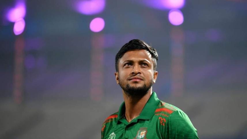 shakib_looks_up.jpg