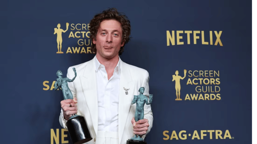 Jeremy Allen White.png