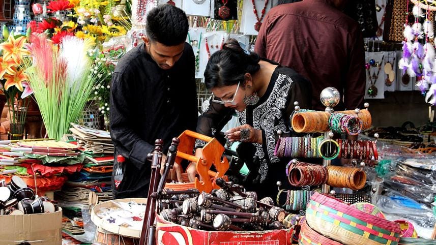 pahela baishakh, pahela baishakh celebration, pahela baishakh celebraion in Bangladesh, pahela baishakh 1431, Pahela Baishakh being celebrated across Bangladesh, first day of Bengali New Year, Bengali New Year-1431, Nobo Borsho, Pahela Baishakh festival, 