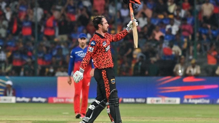 afp_20240415_34pe6wl_v1_preview_cricketindiplt20bengaluruhyderabad.jpg
