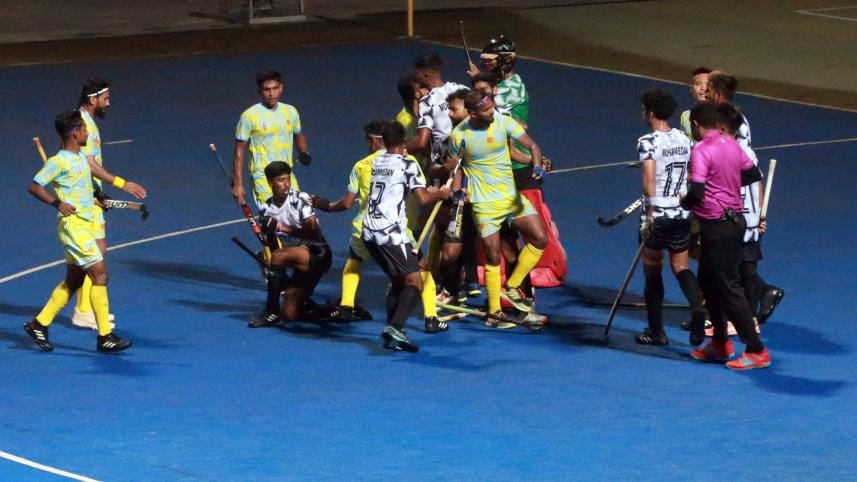 abahani_mohammaedan_hockey_2.jpg