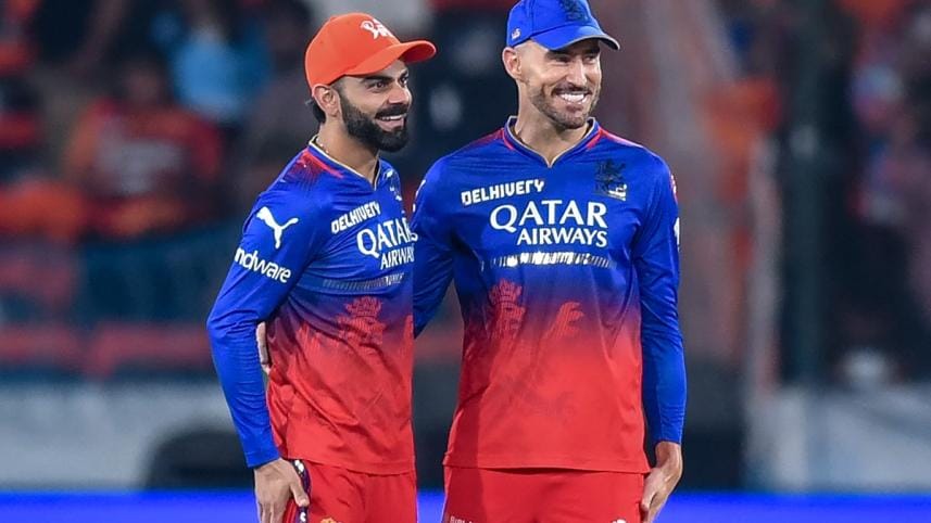 Faf du Plessis, Virat Kohli.jpg