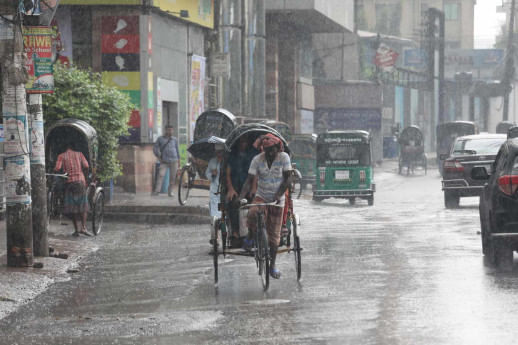 heavy rainfall alert in Bangladesh