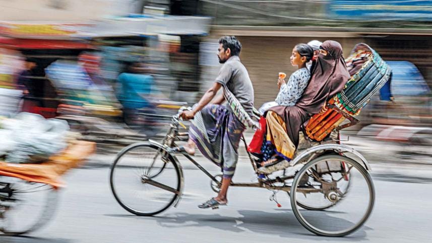 Battery-run rickshaws in Dhaka