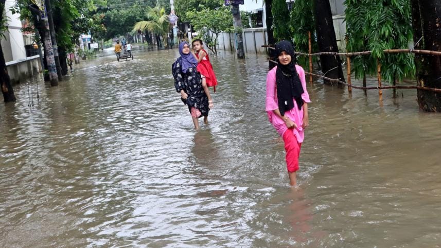 Flash flood in Sylhet: one lakh more stranded in seven hours