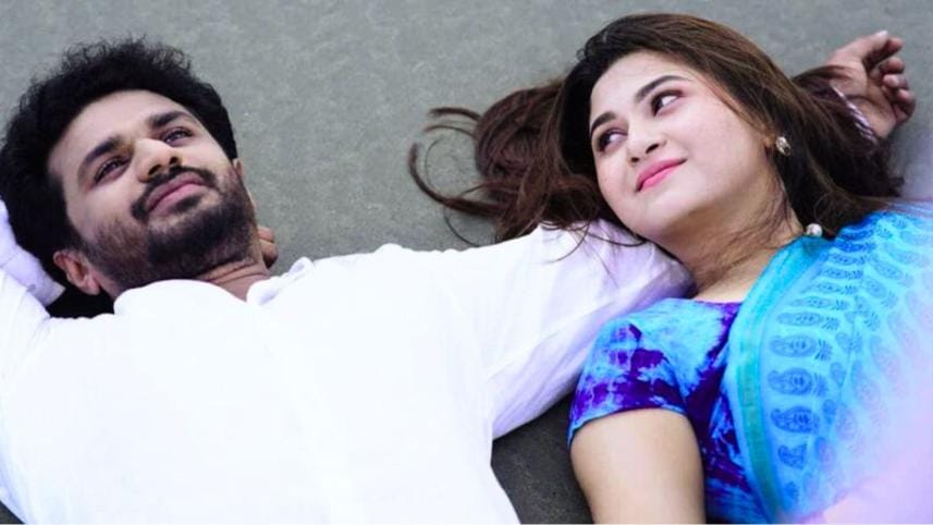 Orchita Sporshia and Mushfiq R Farhan Noor.jpg