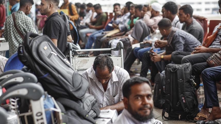 Syndicate wins, migrants suffer, country loses