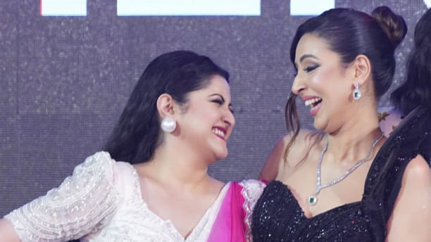 Pori Moni and Mim.jpg