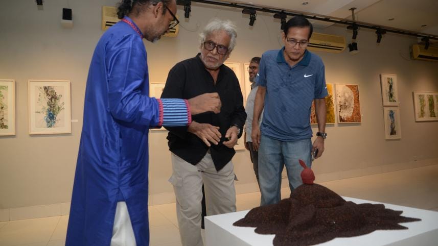 uttam_kumar_roys_solo_exhibition_1.jpg