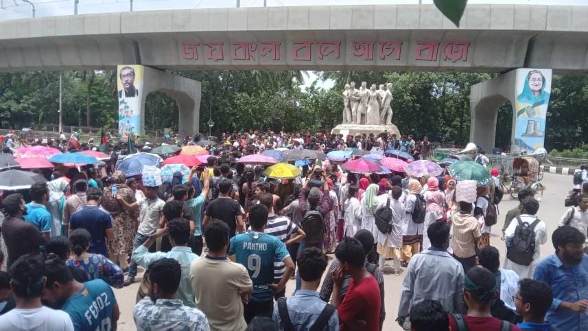 PM's quota remark: Students gather at TSC for protest rally