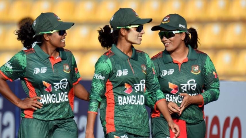 Rabeya Khan, Ritu Moni, Nahida Akter.jpg