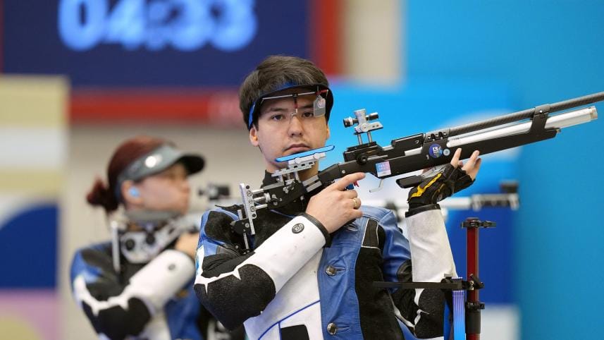 Alexandra Le, Islam Satpayev.jpg