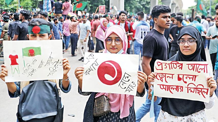 violence-rocks-dhaka-2.jpg