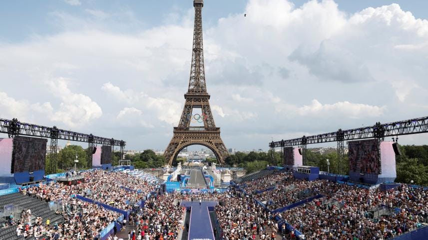 Paris Olympics Crowd.jpg