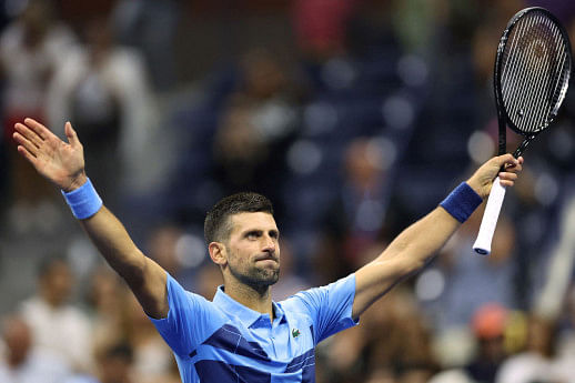 Night just right as Djokovic eases into second round