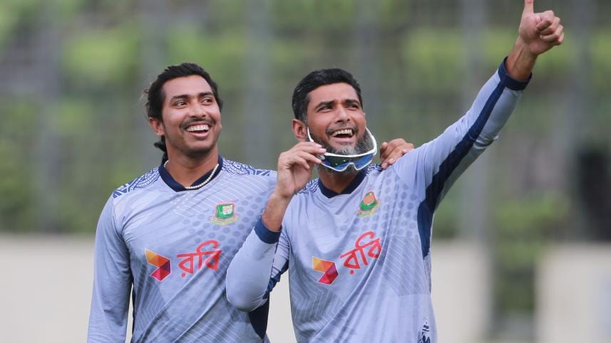 Mahmudullah, Soumya Sarkar.jpg
