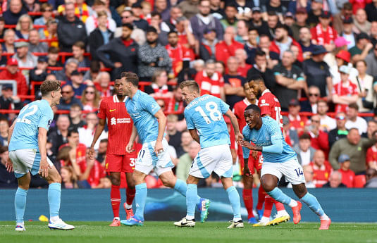 Liverpool slump to shock 1-0 home defeat by Nottingham Forest