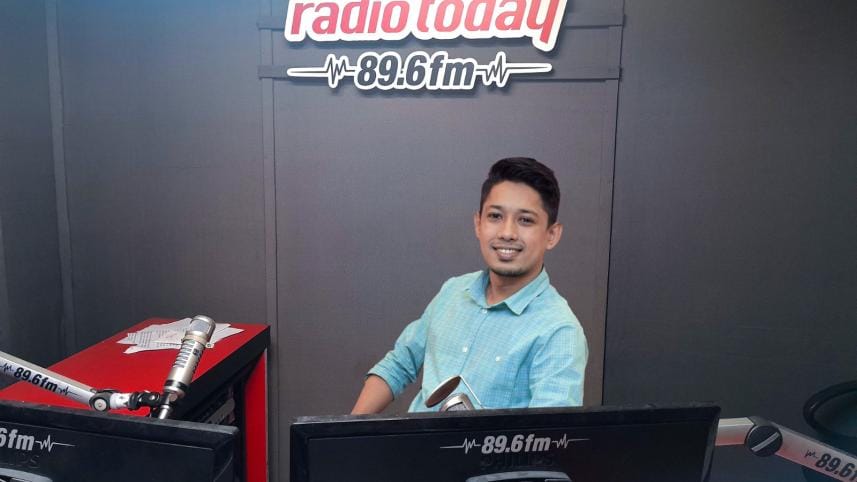 md_faqrul_haque_shawon       Radio’s last stand: Can FM survive in a digital world? 