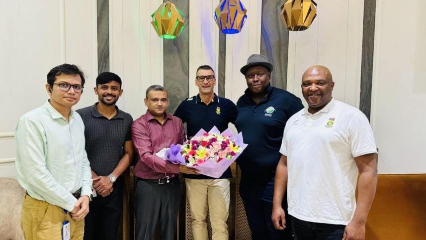 cricket_south_africa_preinspection_team_21092024_63eb_sul.jpg
