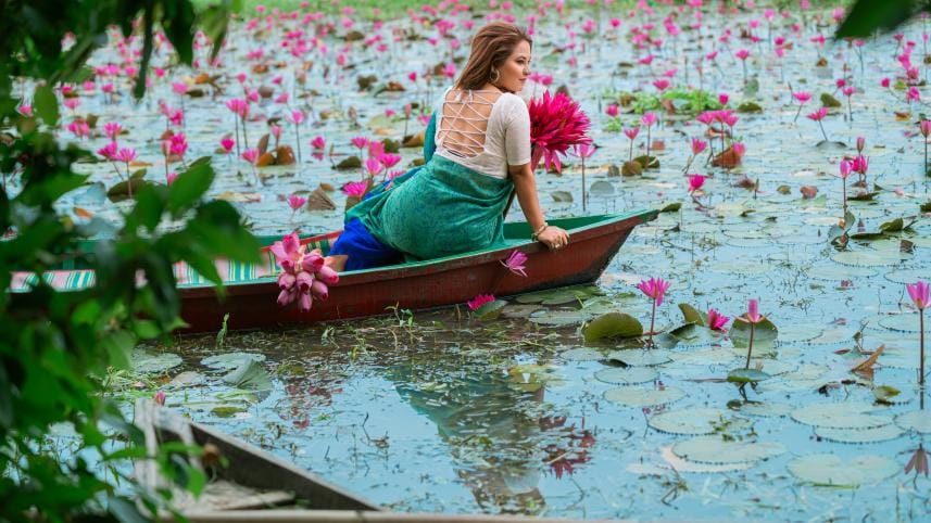 Feeling adventurous? Explore the beauty of Shapla Beels — Your Instagram will thank you! 