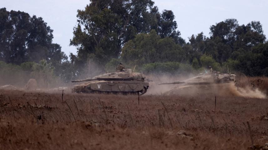 israeli_tanks_are_being_moved.jpg
