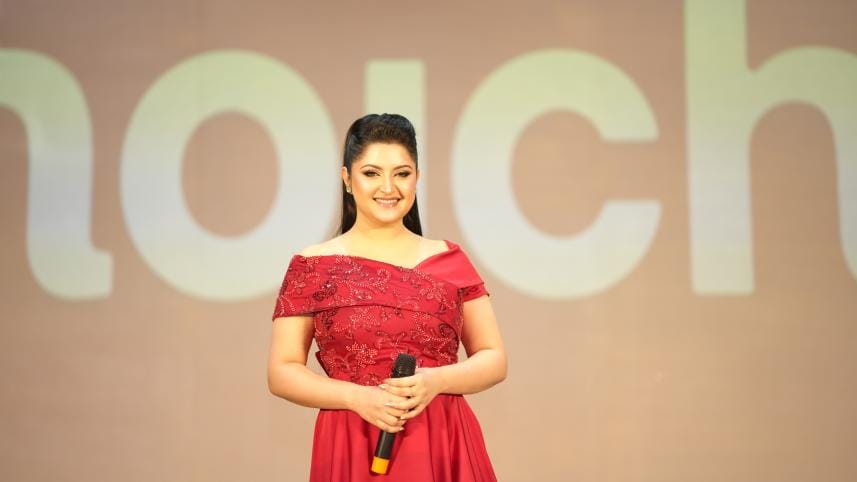 Rongila Kitab, hoichoi, Anam Biswas, Pori Moni, Mostafiz Nur Imran, Kingkor Ahsan, Barisal, Bangladeshi web series, thriller series, trailer launch, love story, survival, mystery, danger, adaptation, Bangladesh Film Archive, November 8 release, OTT platfo