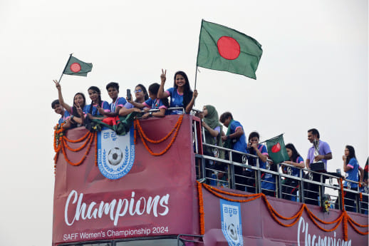Ekushey Padak for women's football team