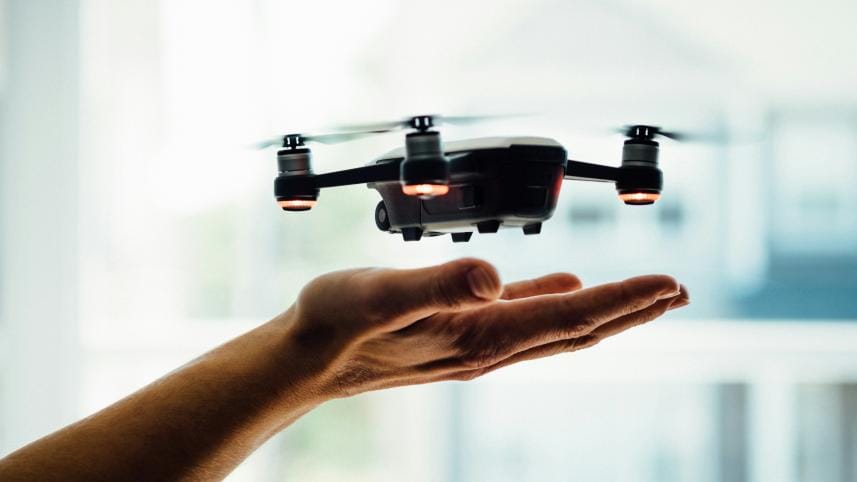 Can you hear the buzz? It’s the sound of new drone laws grounding content creators              dose-media-ditiyqx0mh4-unsplash.jpg