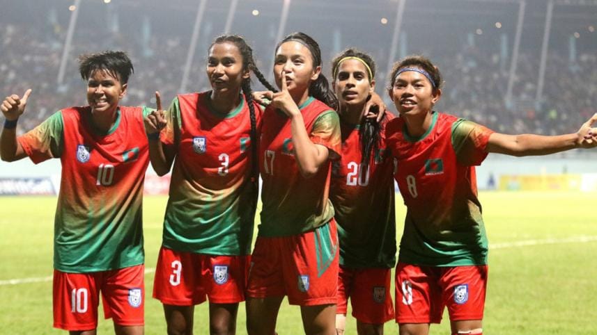 bangladesh_womens_football.jpg