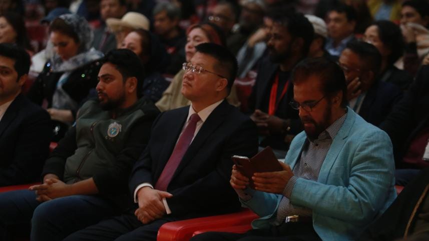 Illias Kanchan and Chinese ambassador.jpg