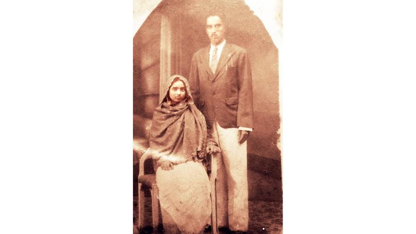 muniruddin-and-his-wife.jpg