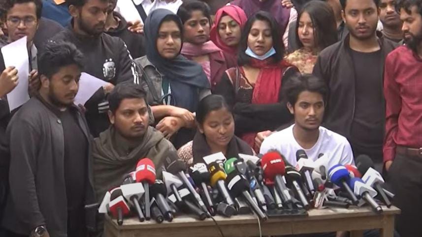 7 college students issue 4-hour ultimatum for fulfilment of demands