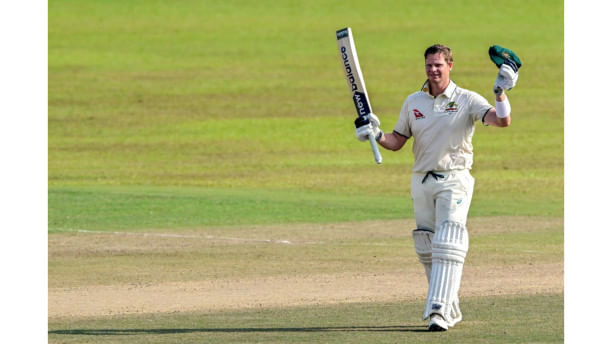 steve_smith_century_vs_sl.jpg
