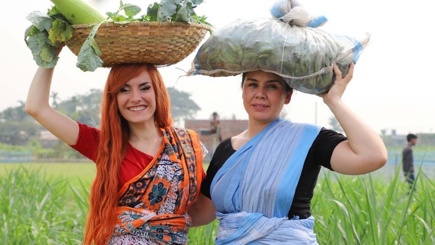 Foreigners in Ityadi.jpg