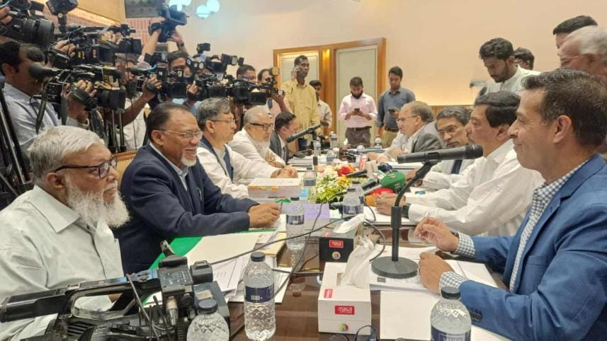 BNP talks with consensus commission on reforms