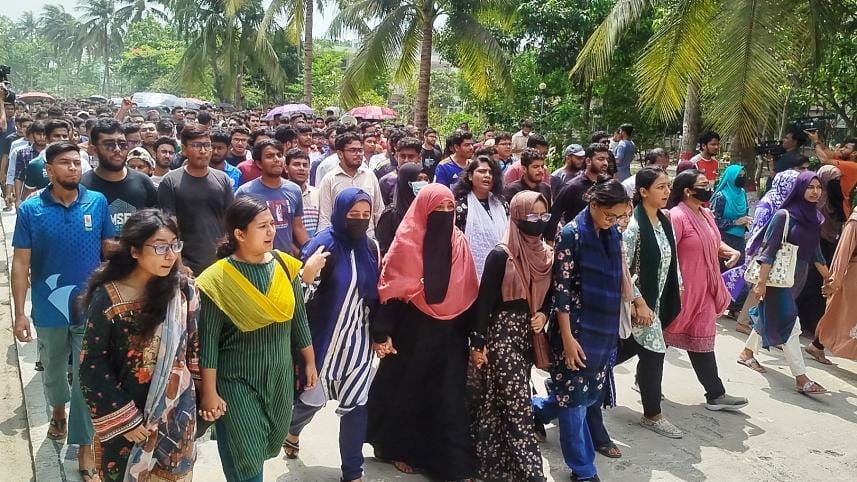 Kuet reopens halls for students