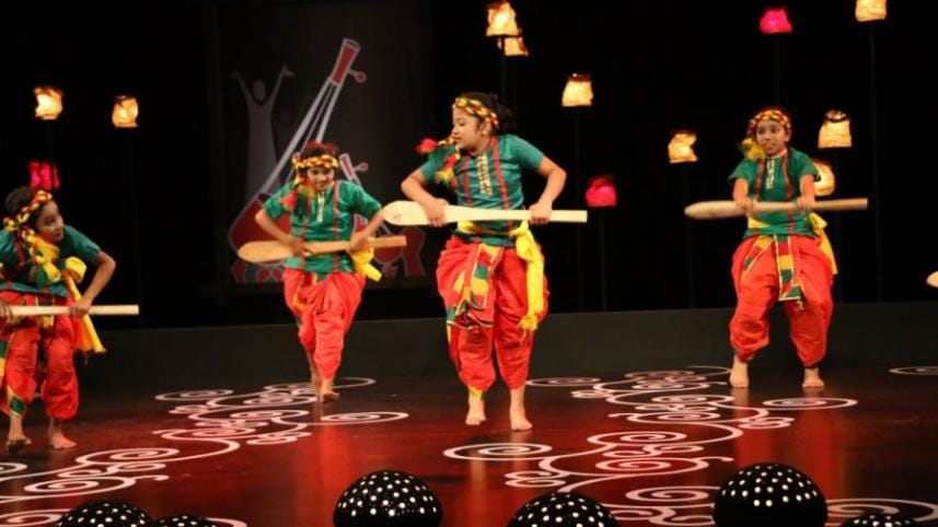 Nongor Tolo Tolo.jpeg