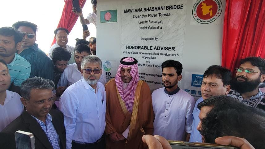 kurigram_teesta_bridge_open-01.jpg