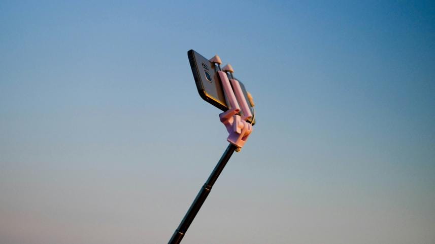 Meet the woman who’s shaping Bangladesh’s influencer economy     steve-gale-e7jq0nh9fbg-unsplash.jpg