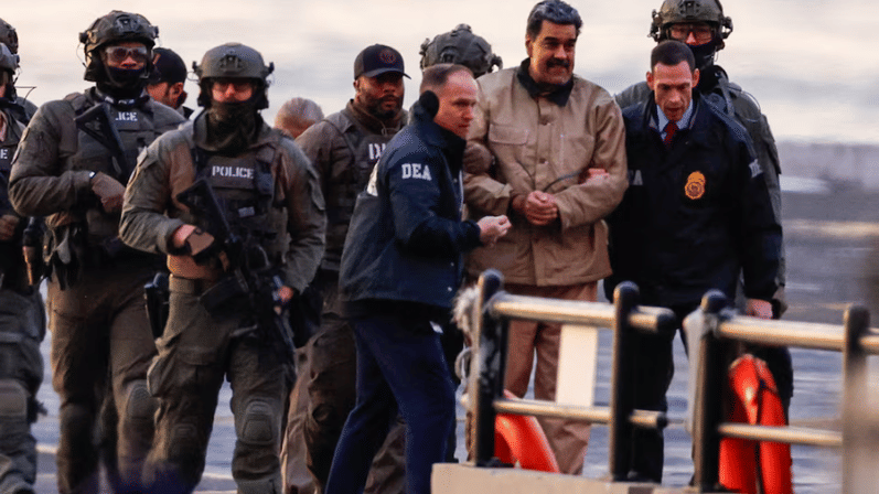 Maduro at court 2.png