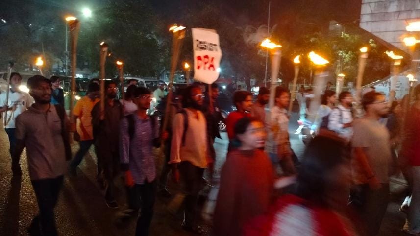 protest against DSA.jpg