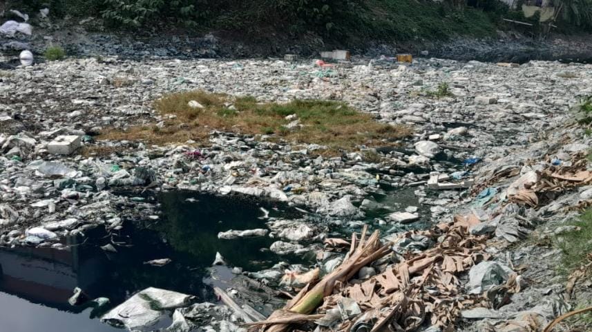 Pollution continues in river in Narsingdi_1421.jpg