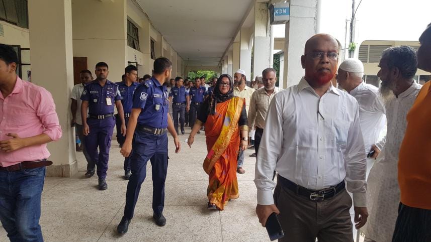 Former Kurigram DC Sultana Parvin sent to jail_5154.jpg
