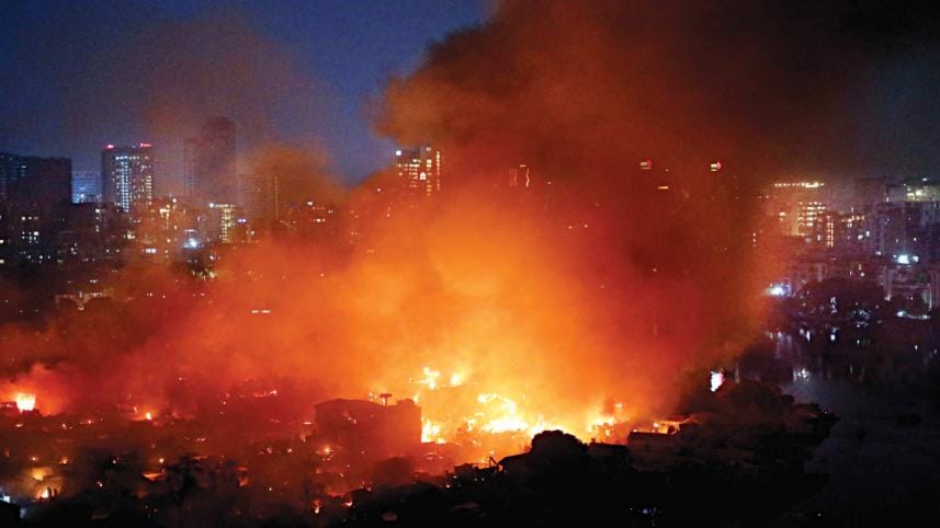 ED 2 - Fire inequality and Dhakas invisible slum residents _29f5.jpg